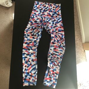 lululemon wunder under capoeira leggings, used